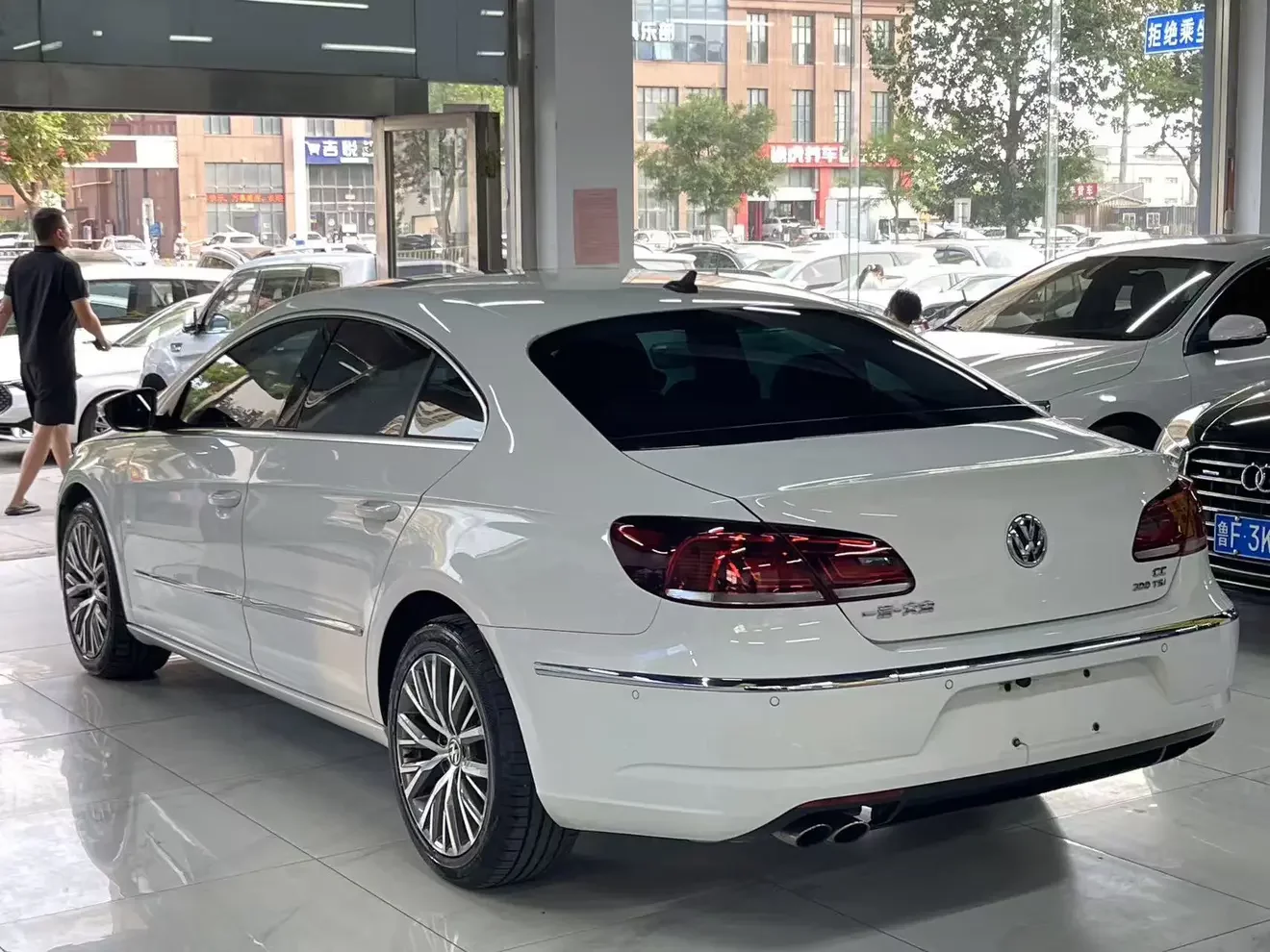 Volkswagen Arteon