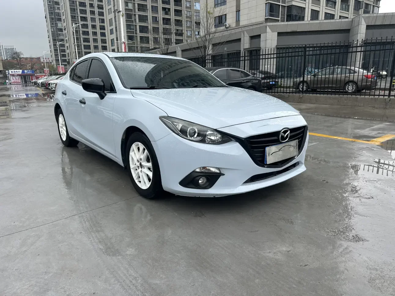 Mazda Axela