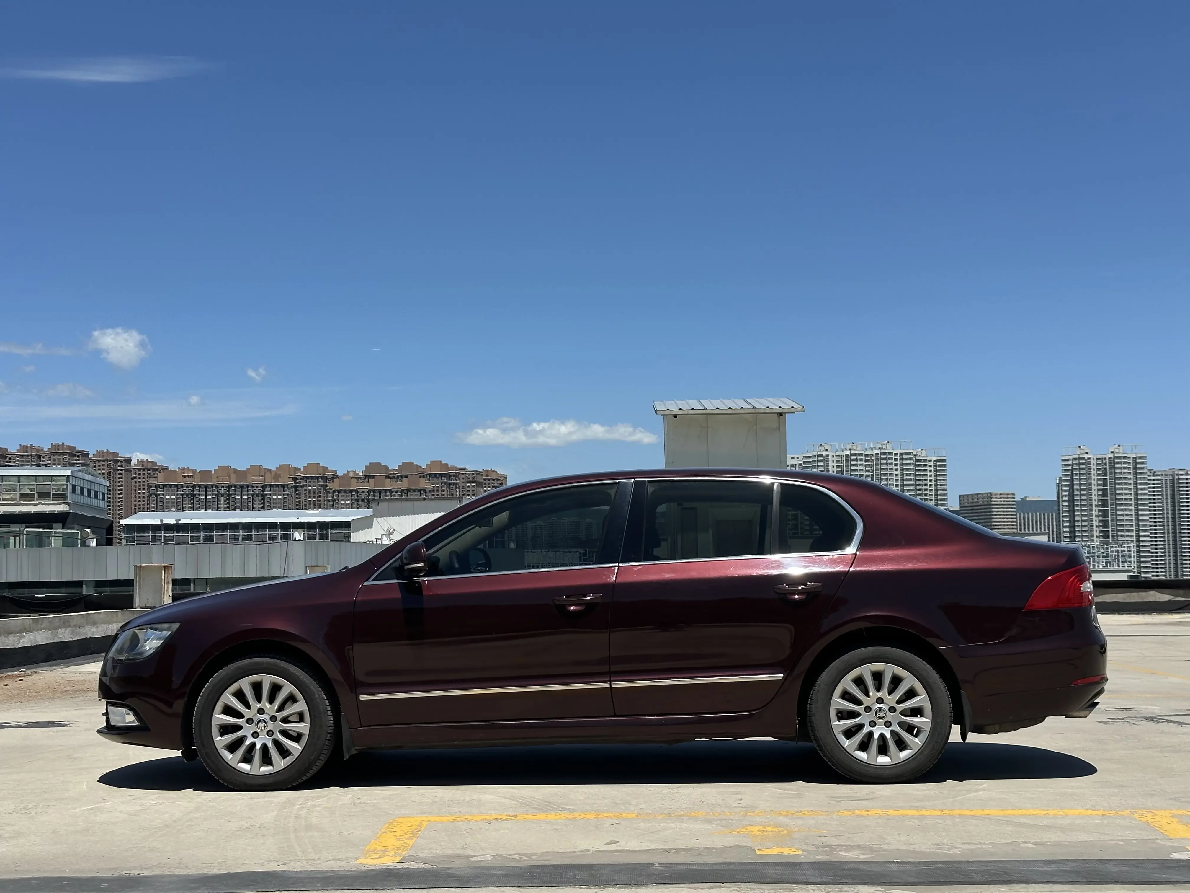 Skoda SuperB
