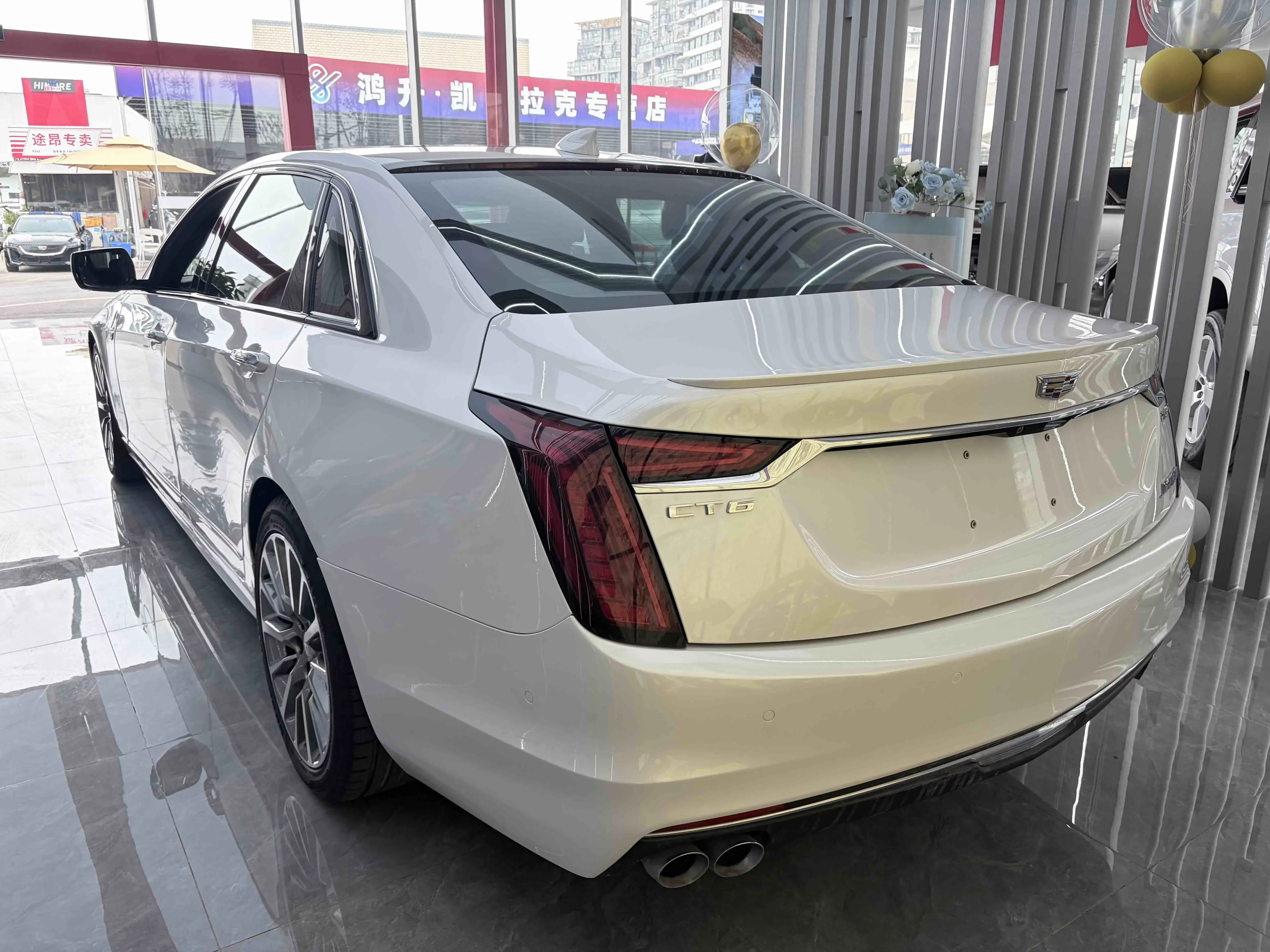 Cadillac CT6