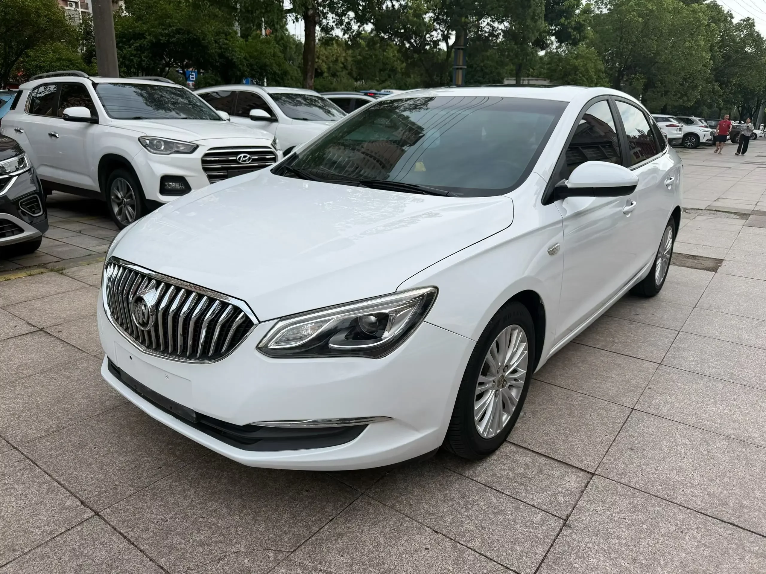 Buick Yinglang