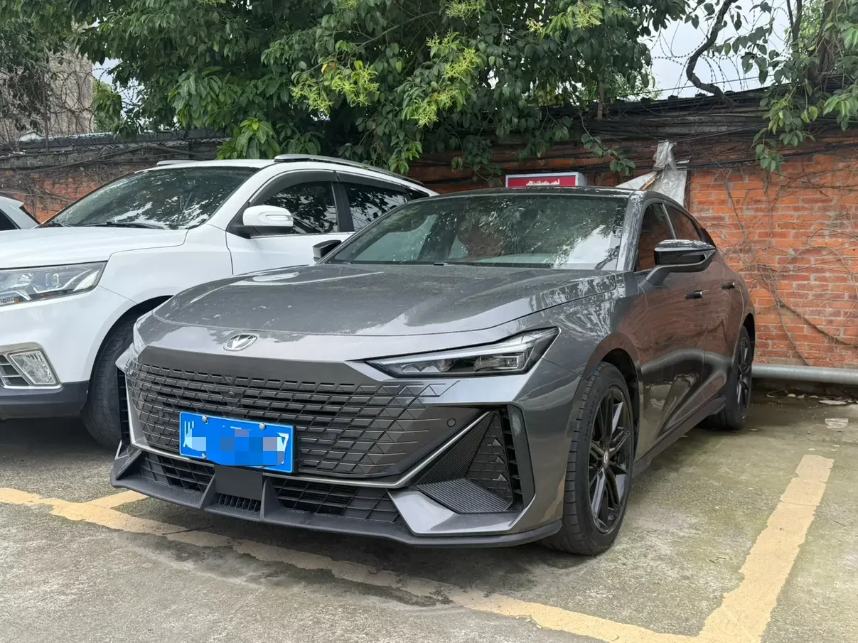 Changan UNI-V