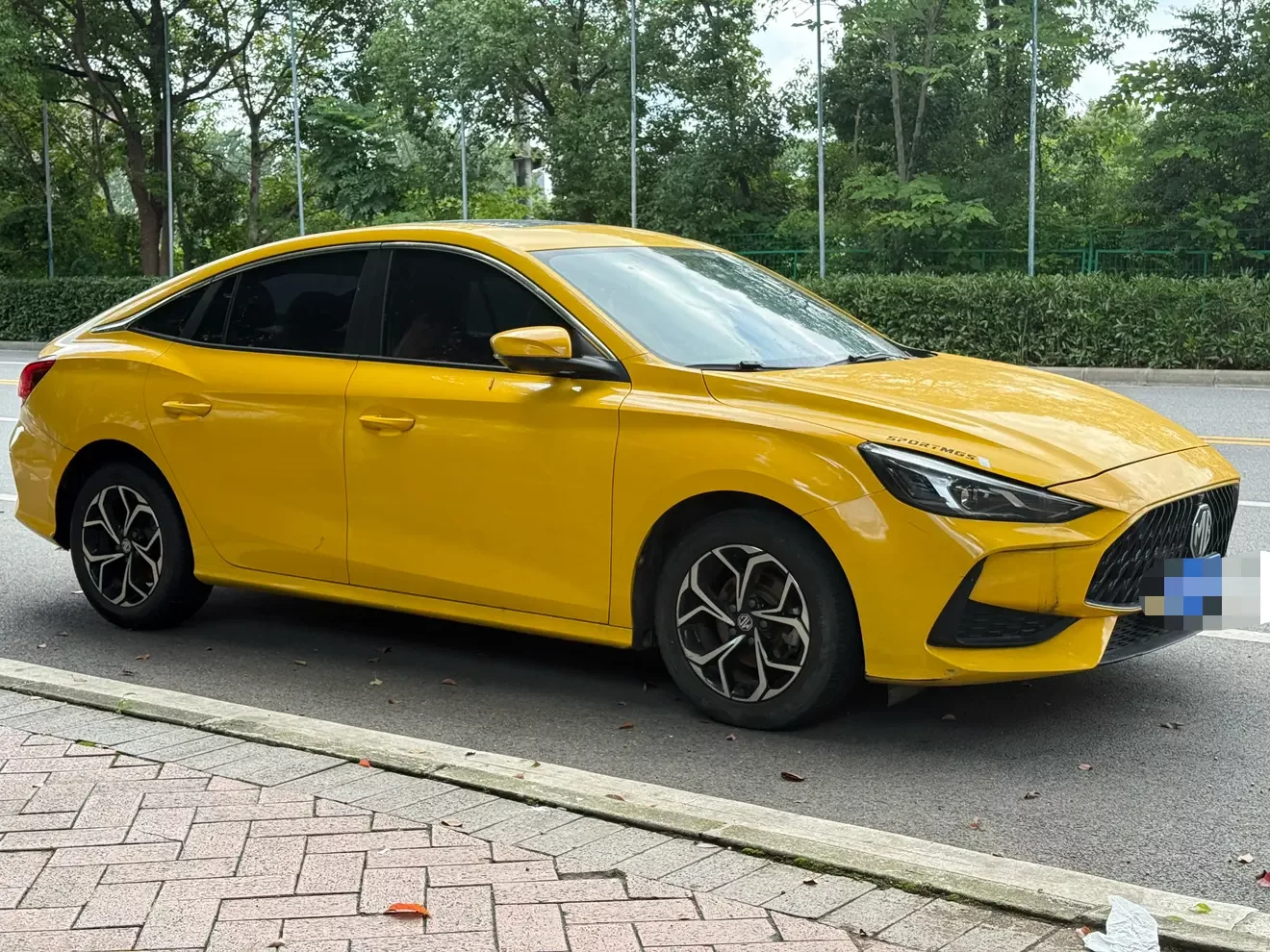 MG 5