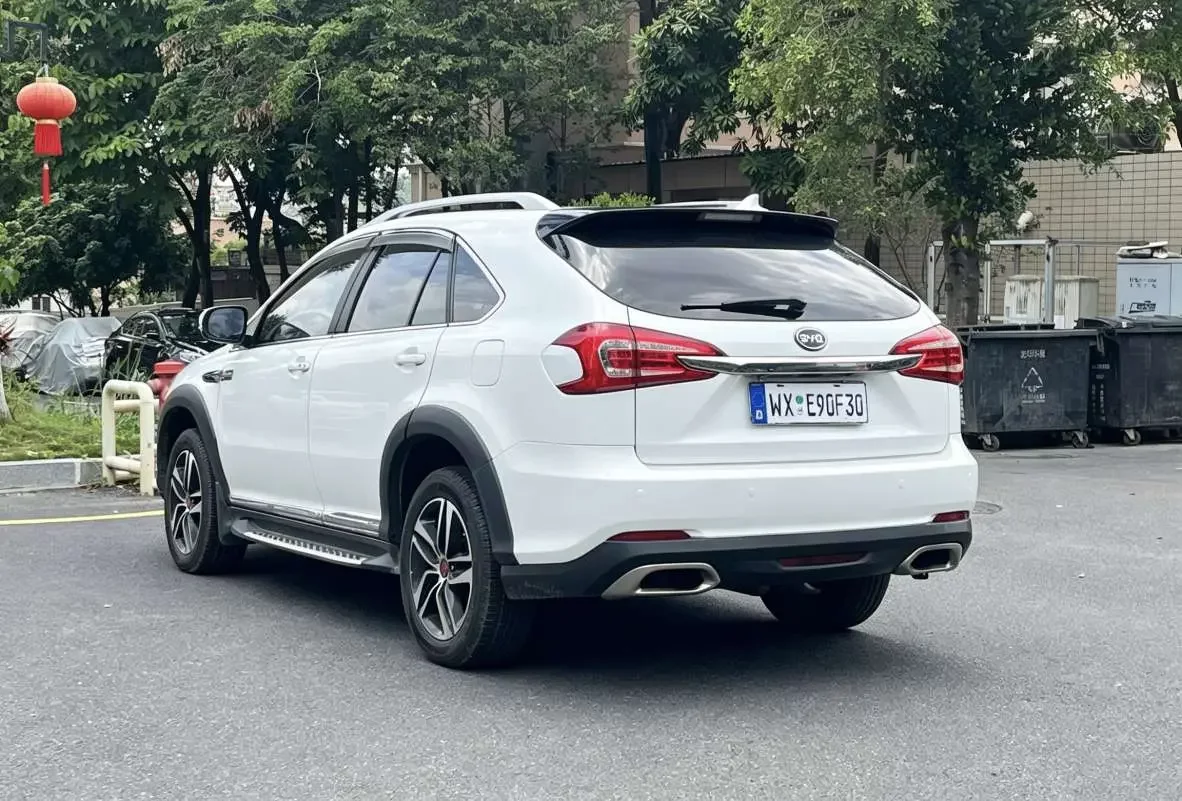 BYD Tang DM