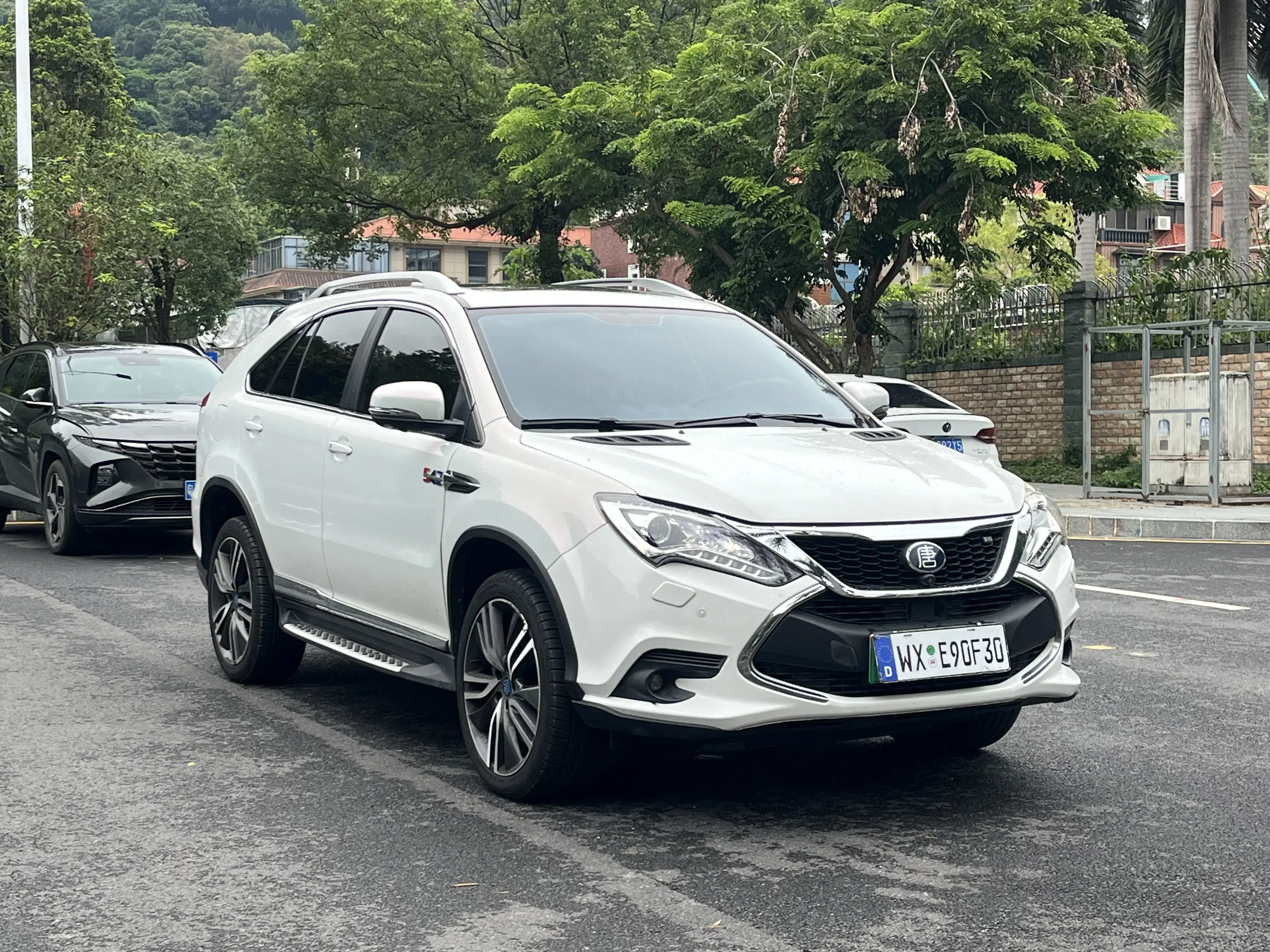 BYD Tang DM