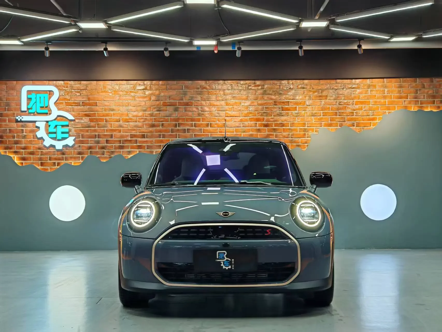 MINI MINI