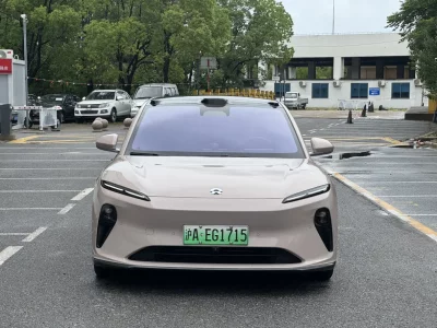 NIO ET5T