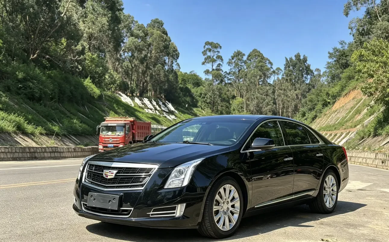 Cadillac XTS