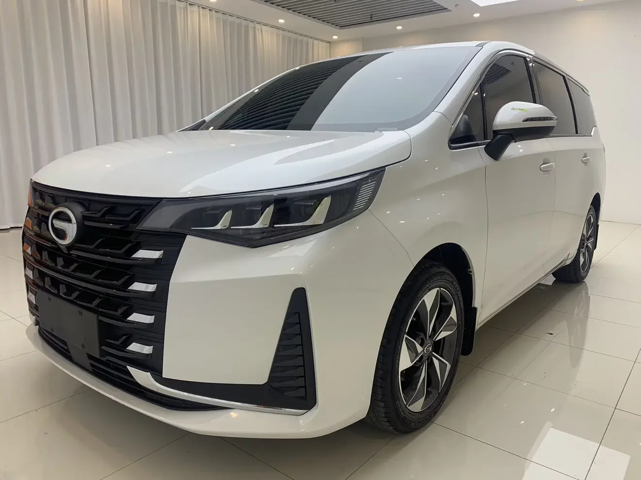 GAC TRUMPCHI M6