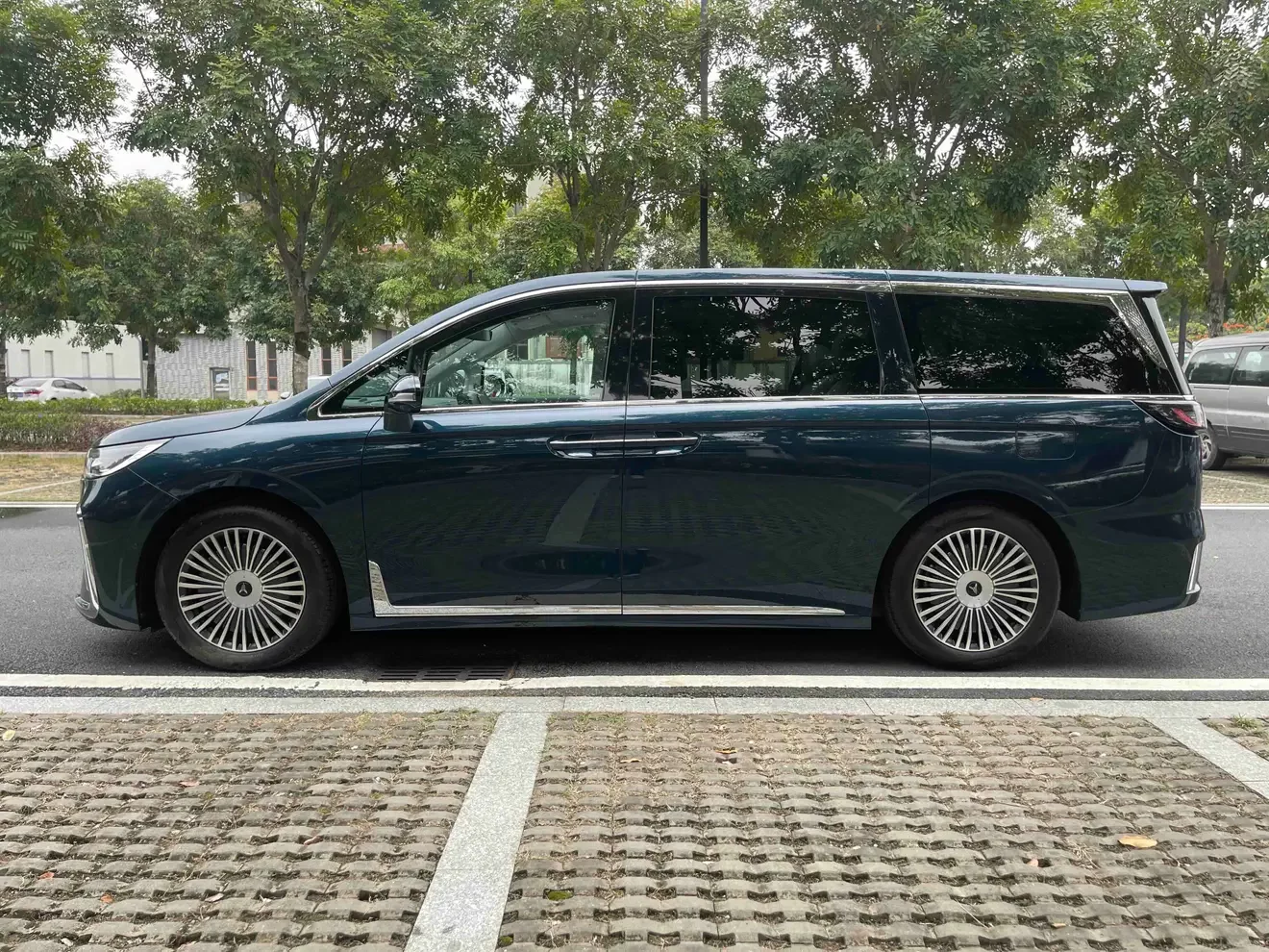 Voyah Lantu Dreamer PHEV
