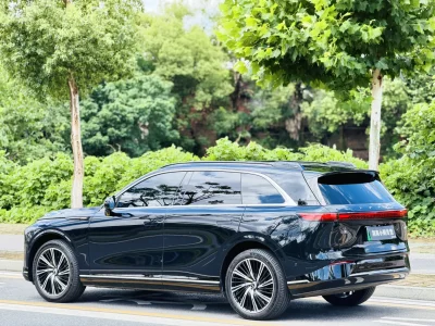 XPeng G9