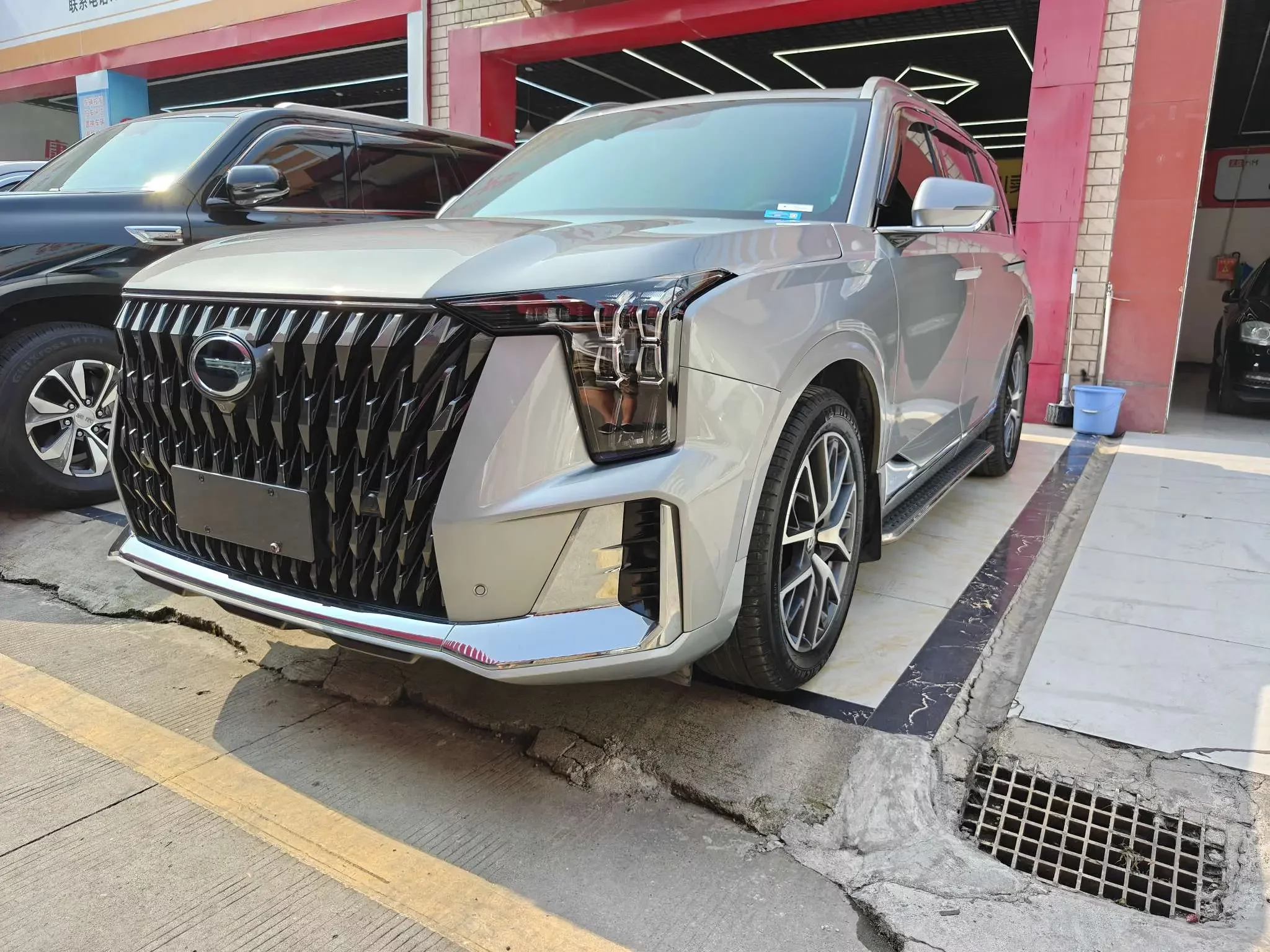 GAC Trumpchi GS8