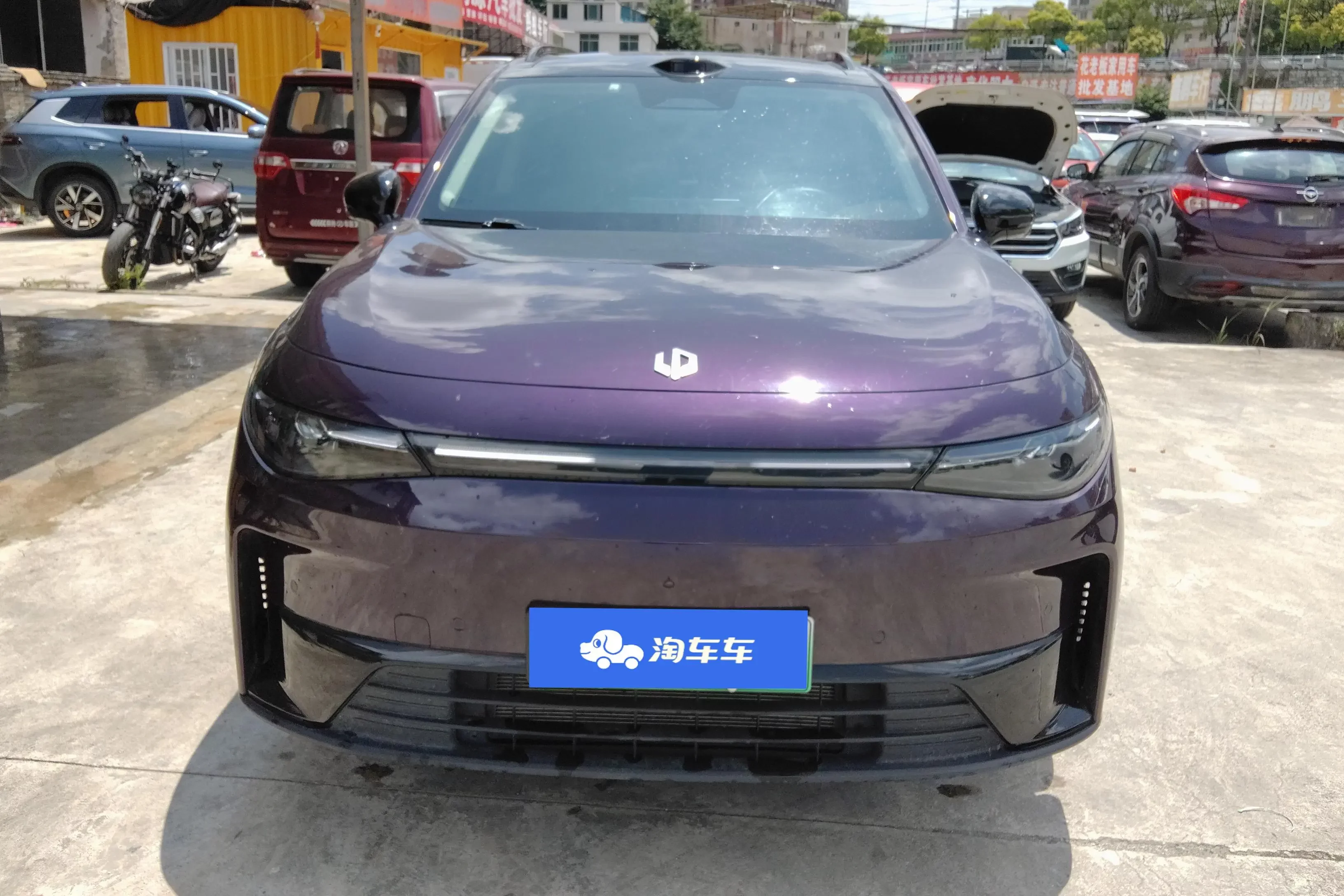 Leapmotor C16