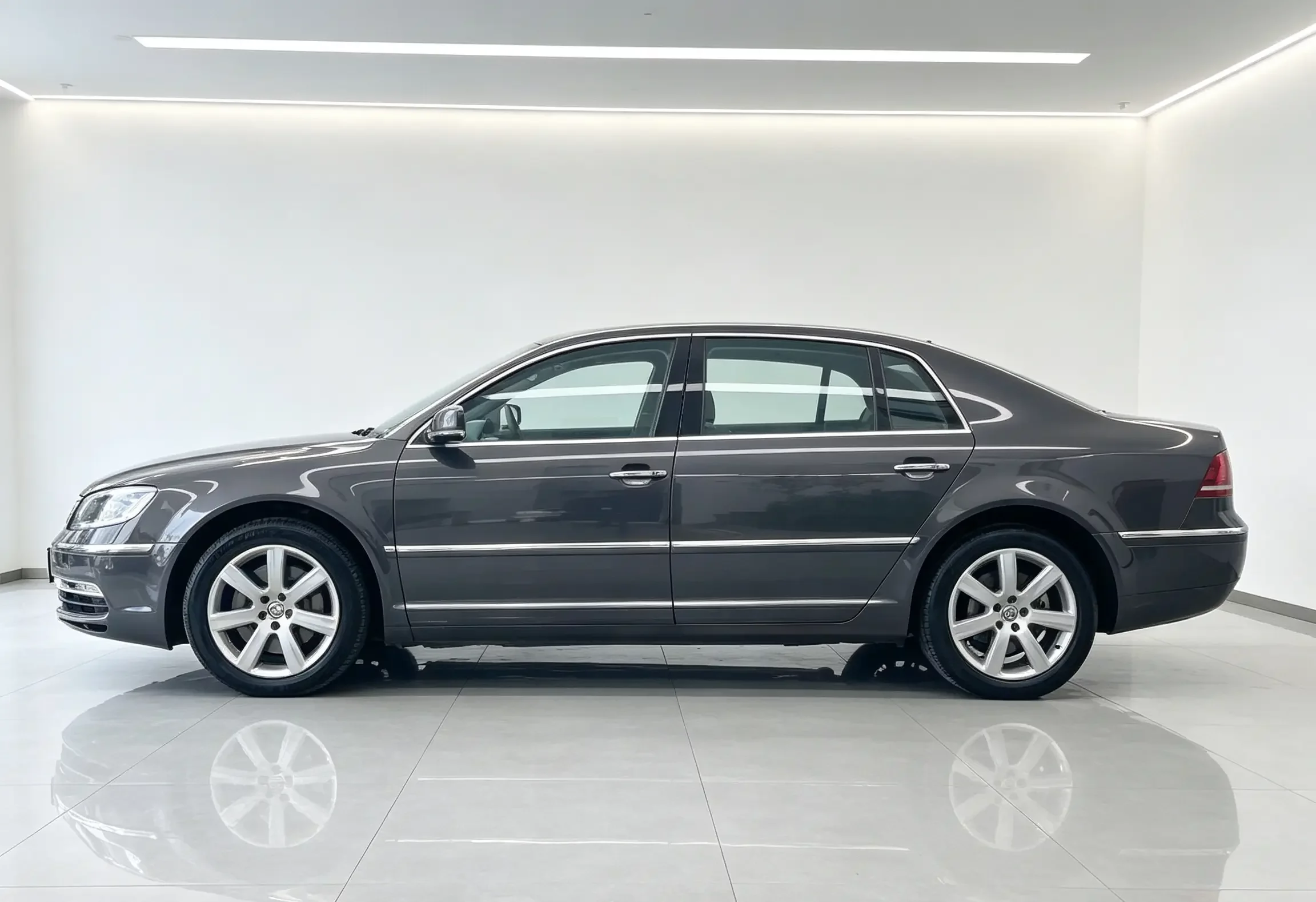 Volkswagen Phaeton / Phideon