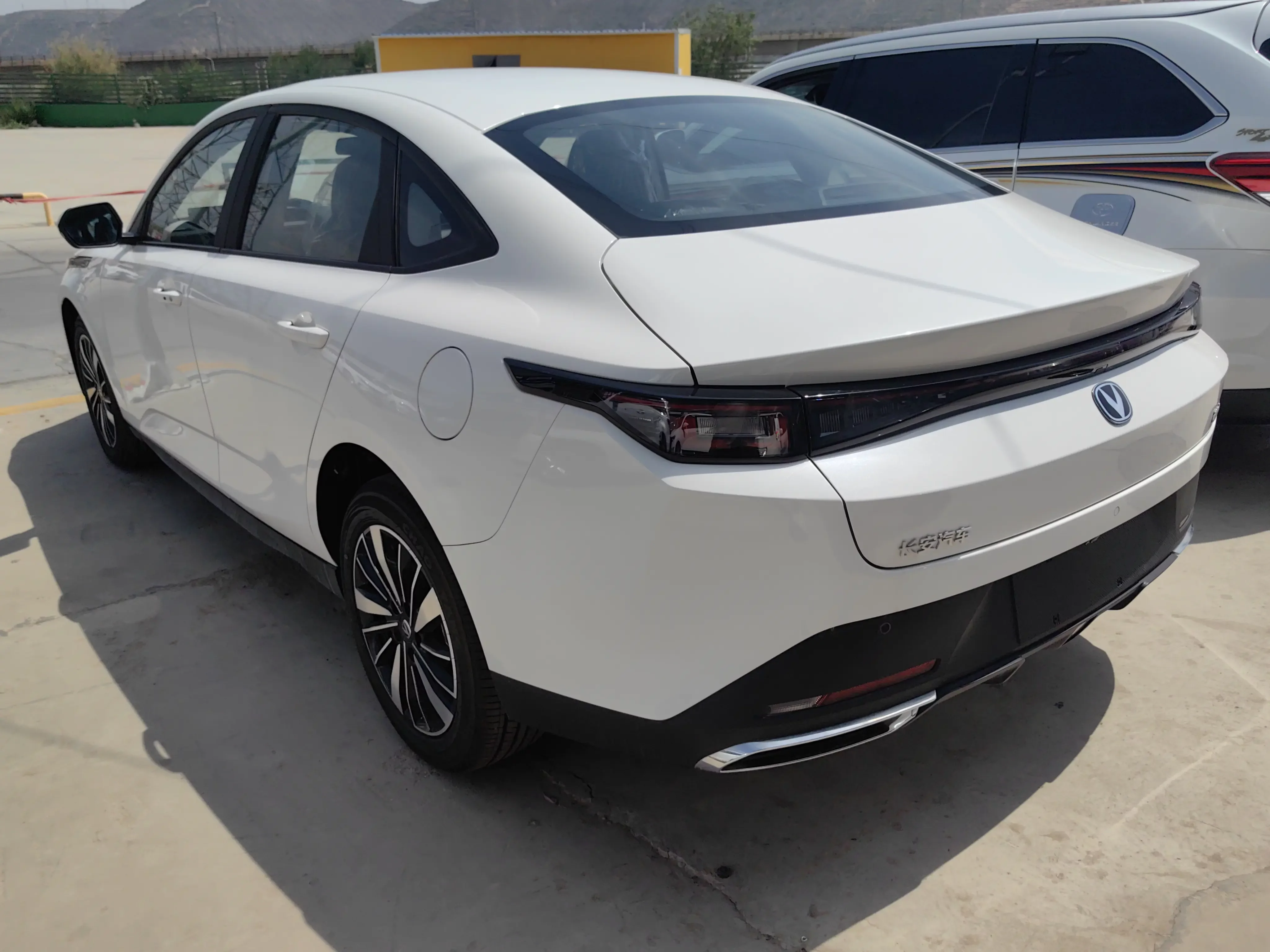 Changan Eado PHEV