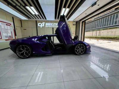 Lamborghini Revuelto