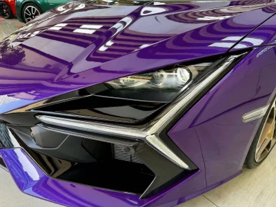 Lamborghini Revuelto