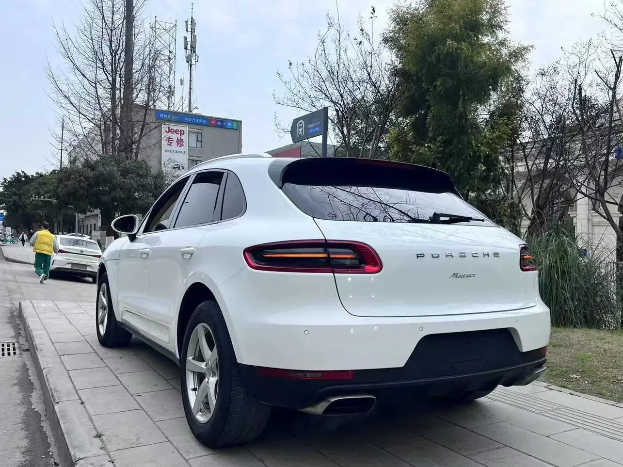 Porsche Macan
