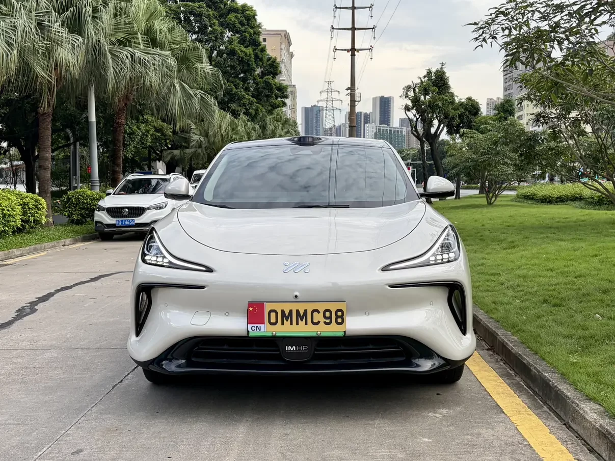 IM Motors Zhiji LS6