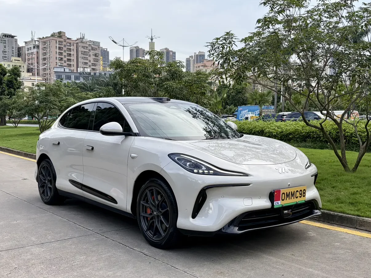 IM Motors Zhiji LS6