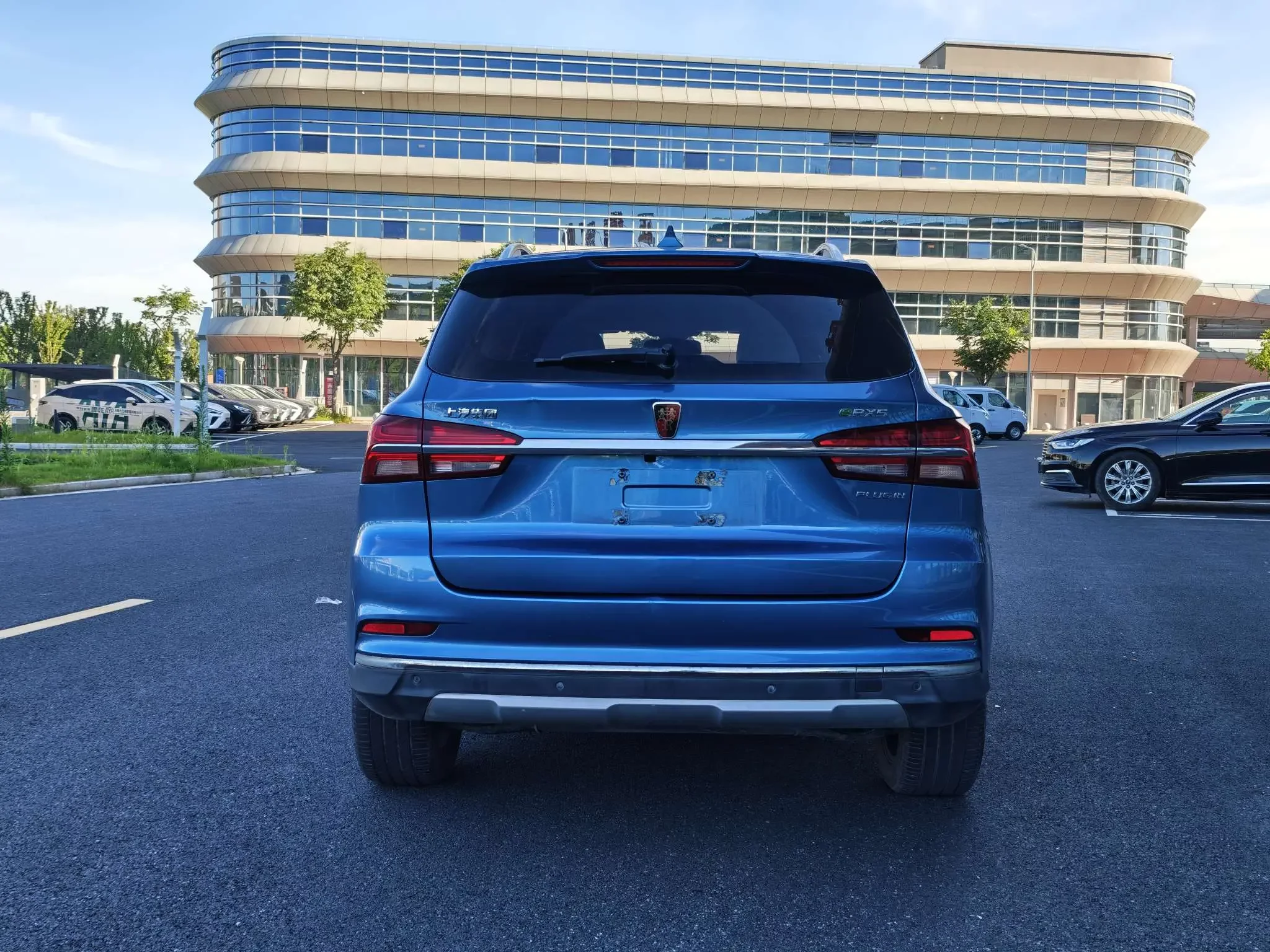 Roewe eRX5