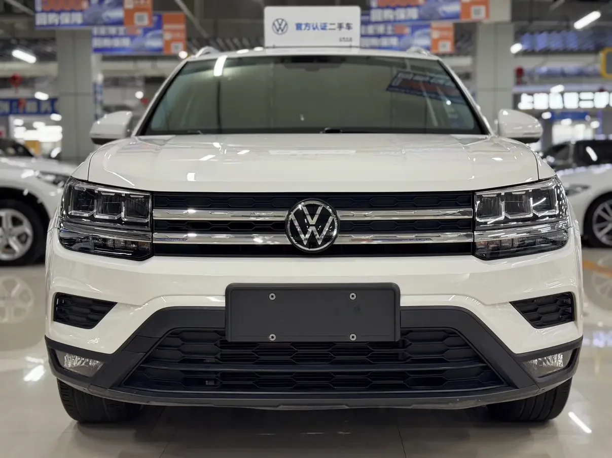 Volkswagen Tharu