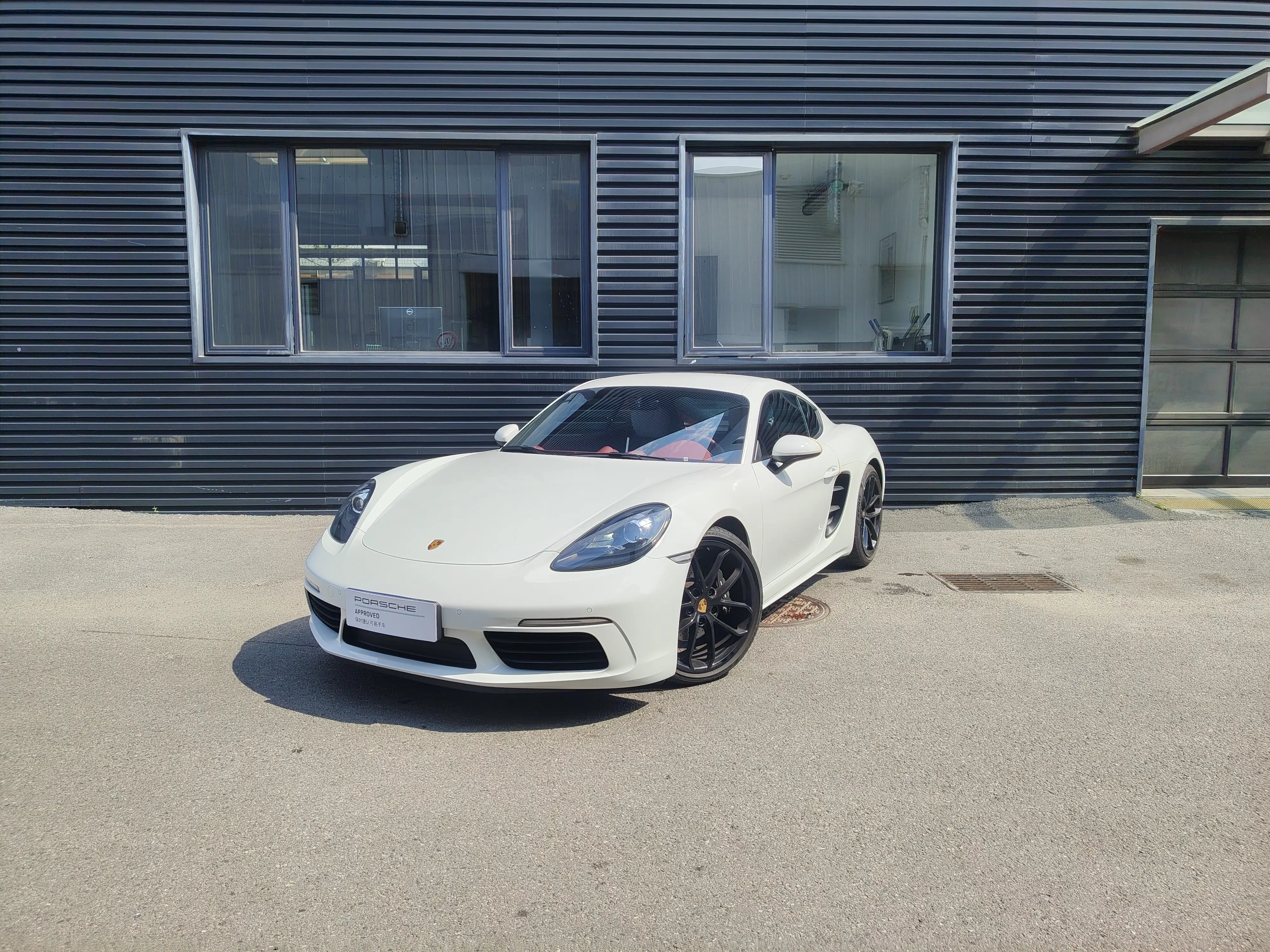 Porsche 718