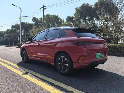 BYD e2