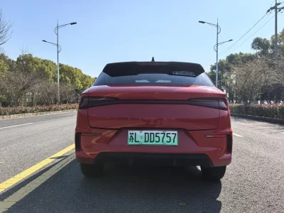 BYD e2