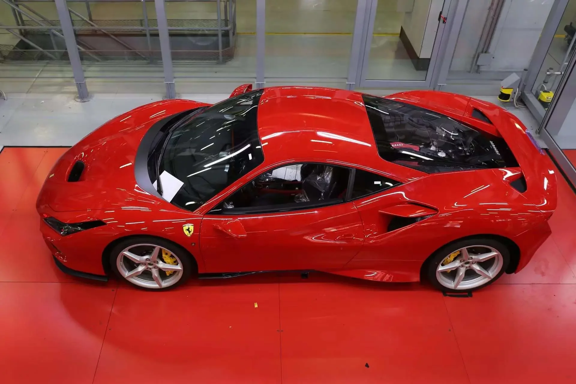 Ferrari F8