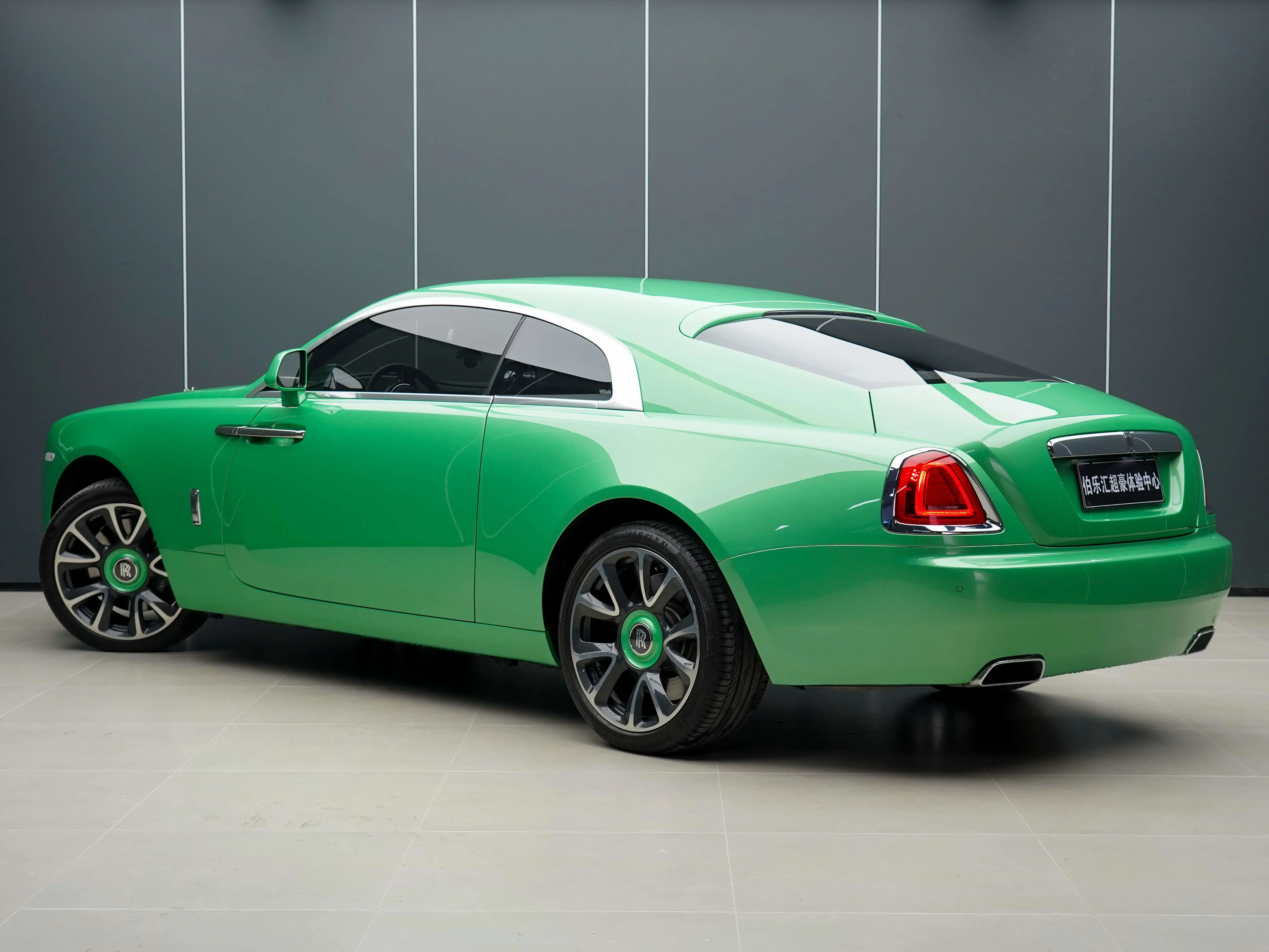 Rolls Royce Phantom
