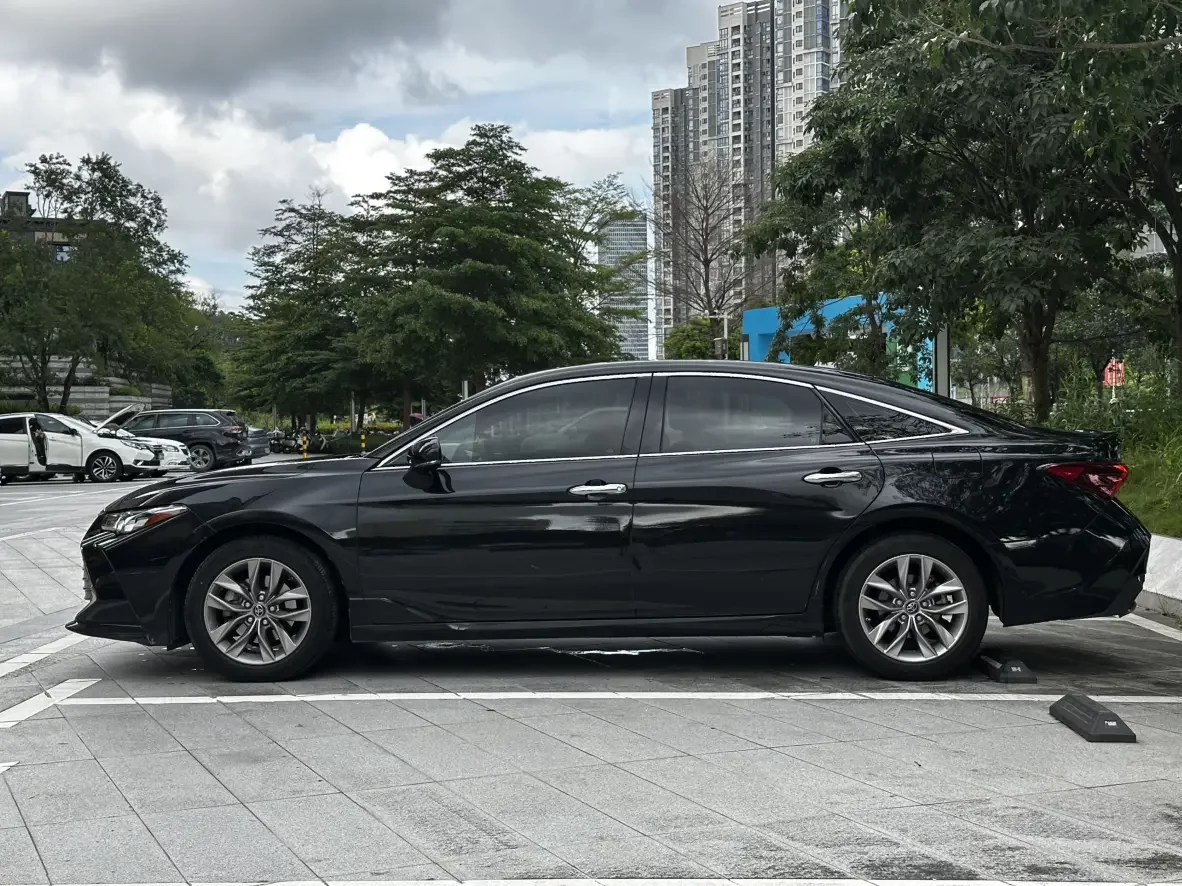 Toyota Avalon