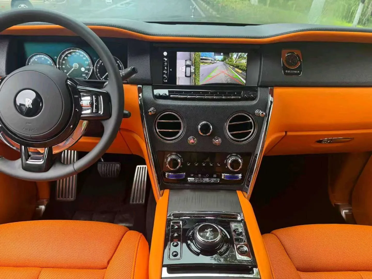 Rolls Royce Cullinan
