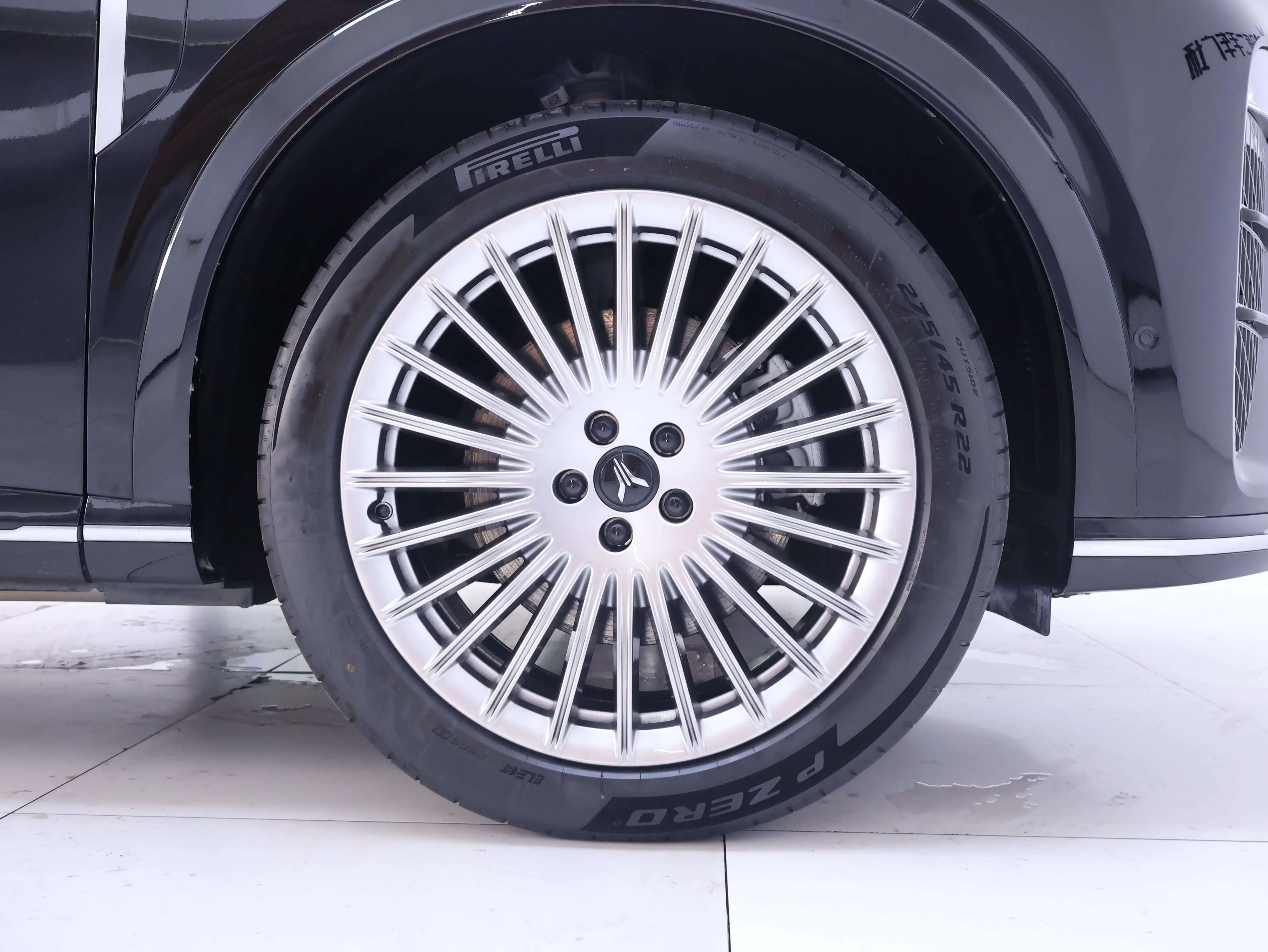 Voyah Tai Shan PHEV