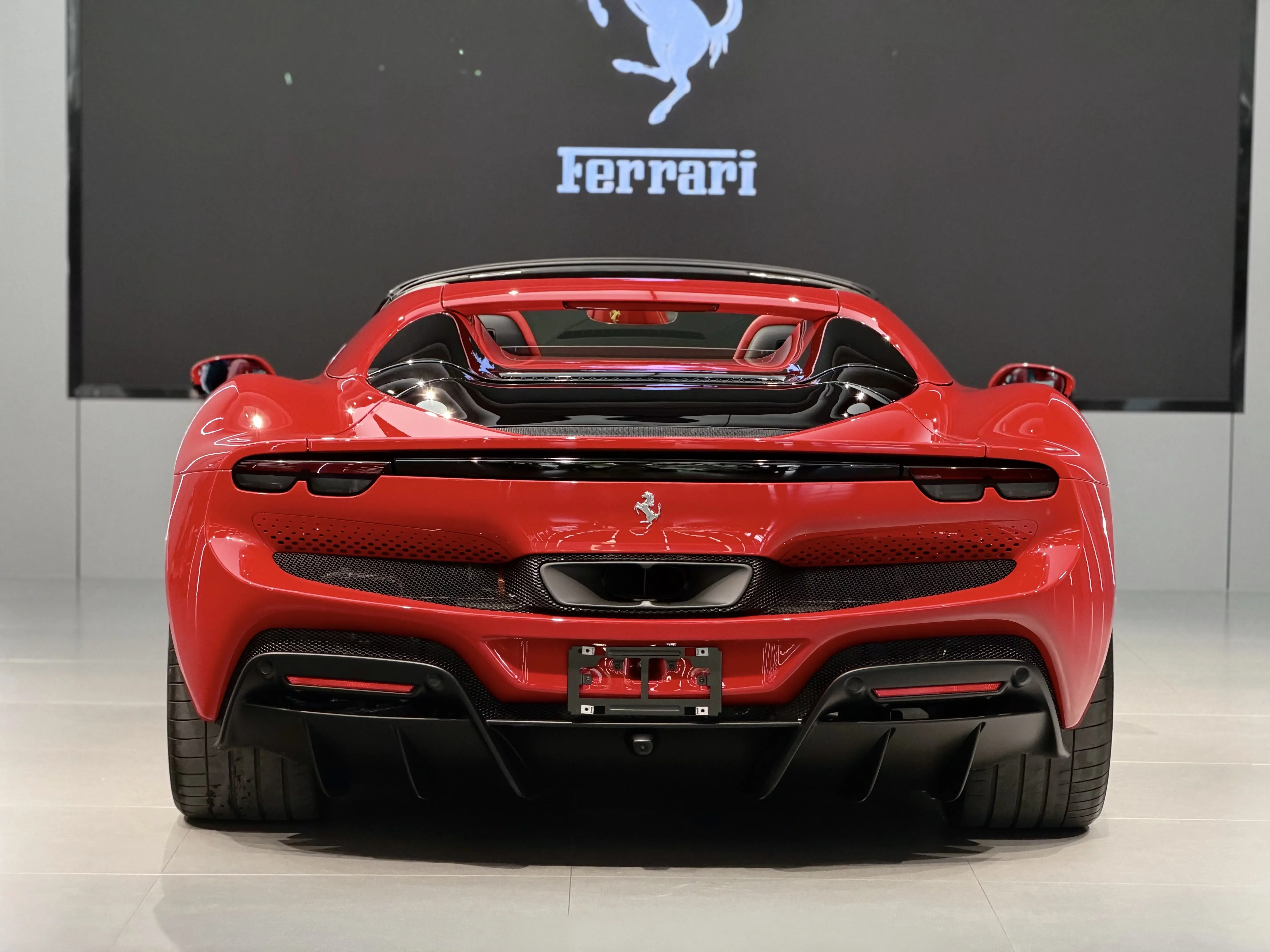 Ferrari 296