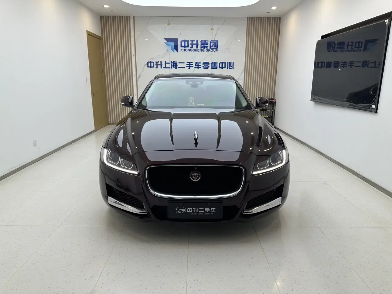 Jaguar XFL