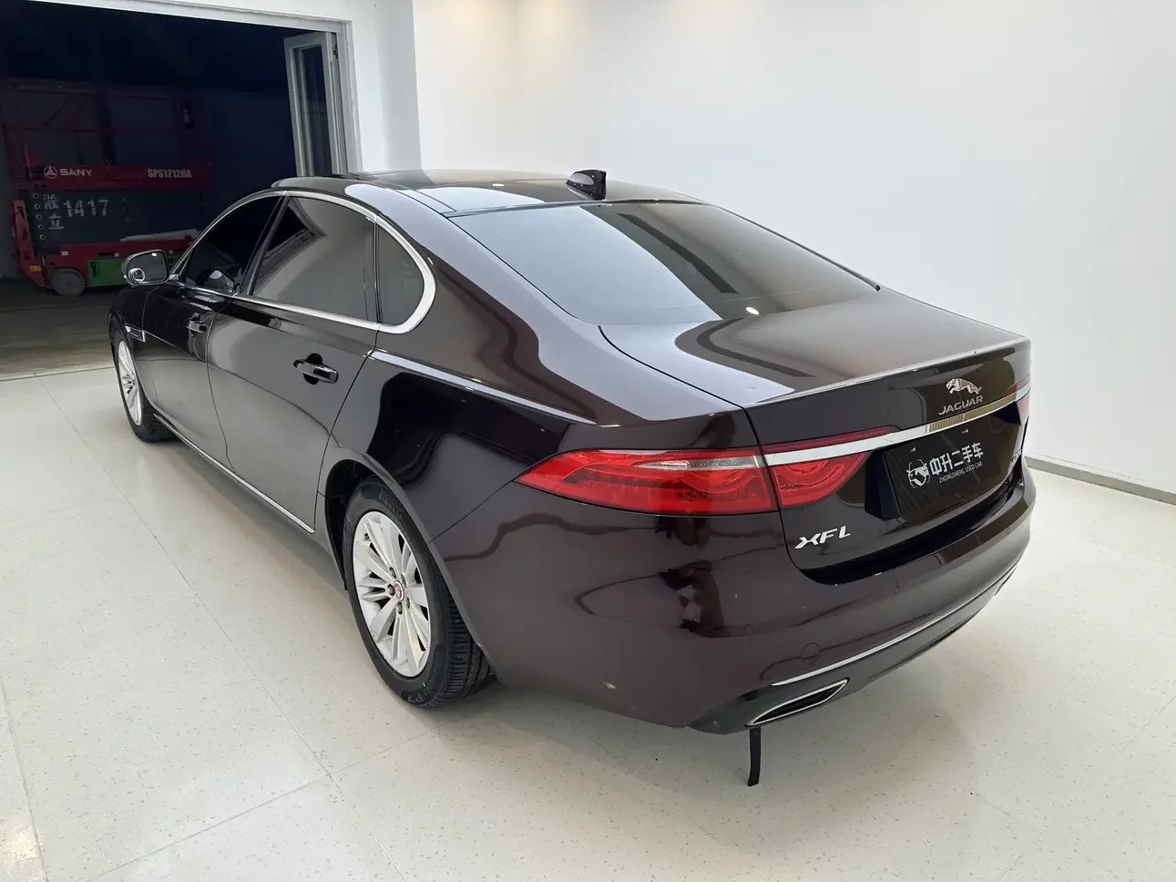 Jaguar XFL