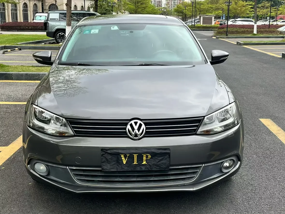 Volkswagen Sagitar