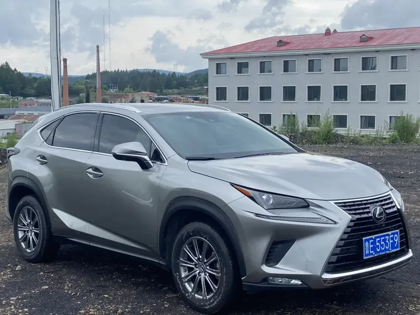 Lexus NX