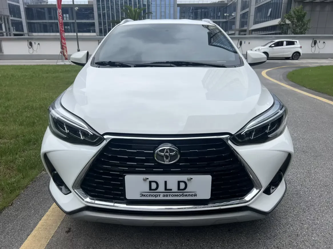Toyota Yaris L