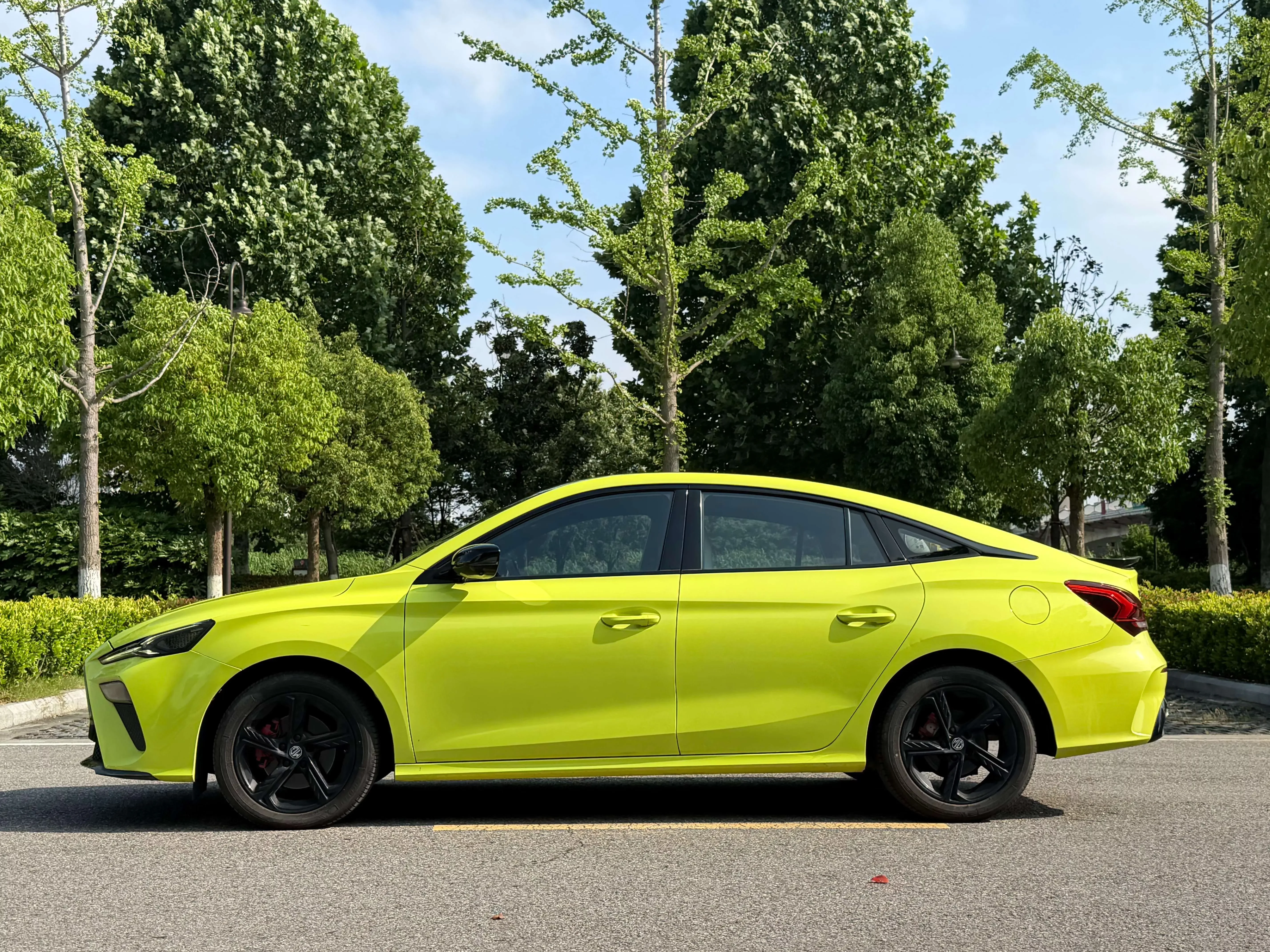MG 5 Scorpio