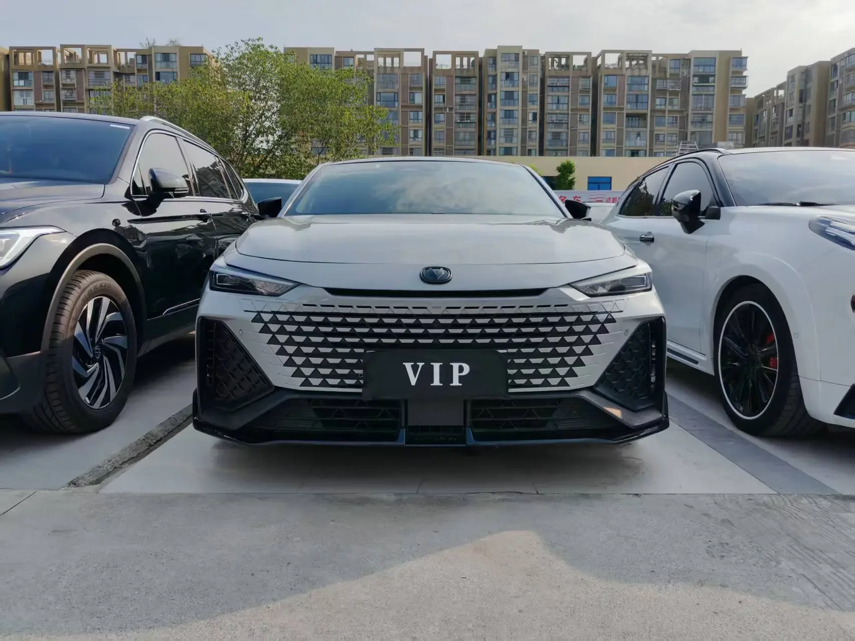 Changan UNI-V