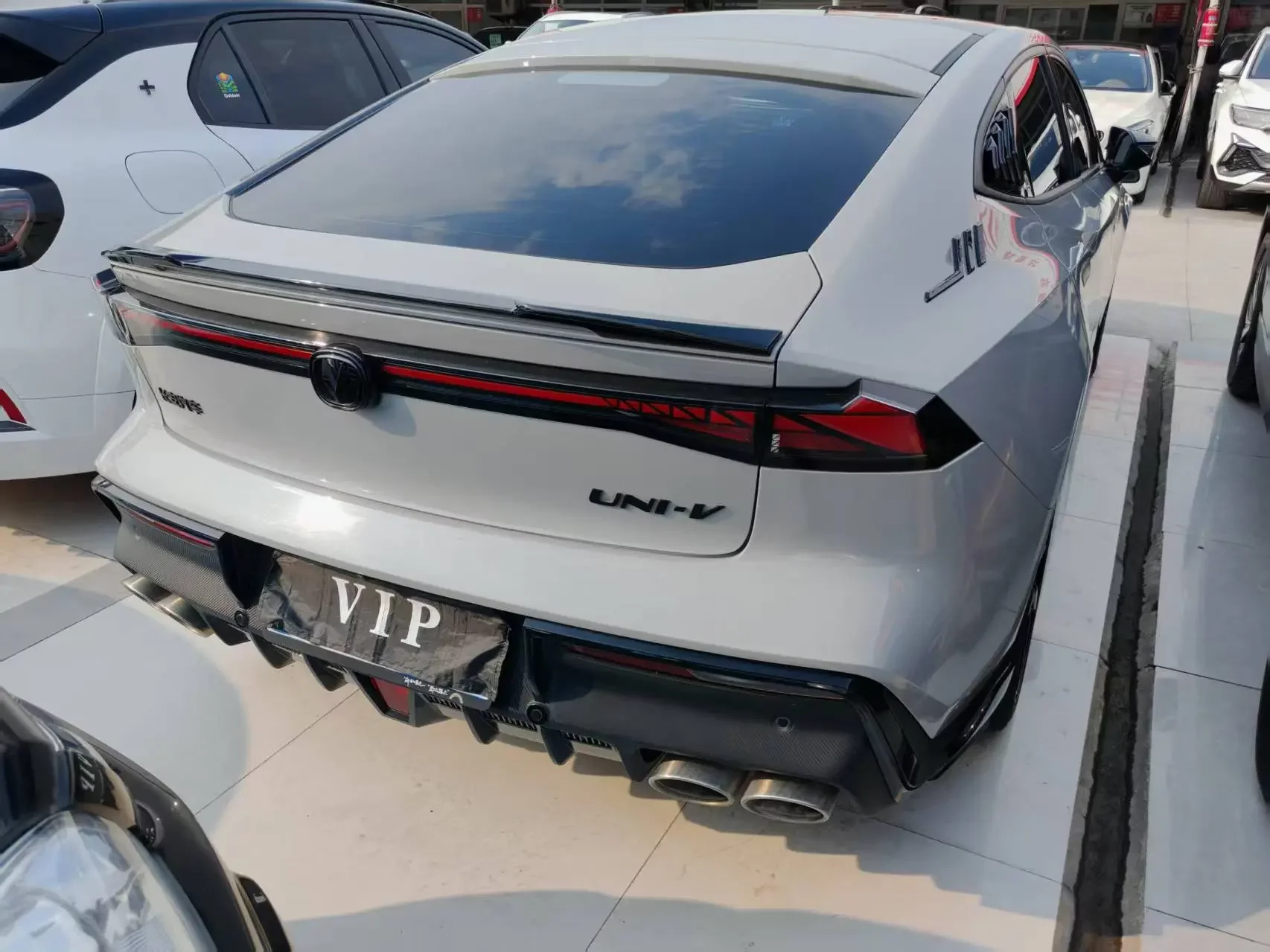 Changan UNI-V