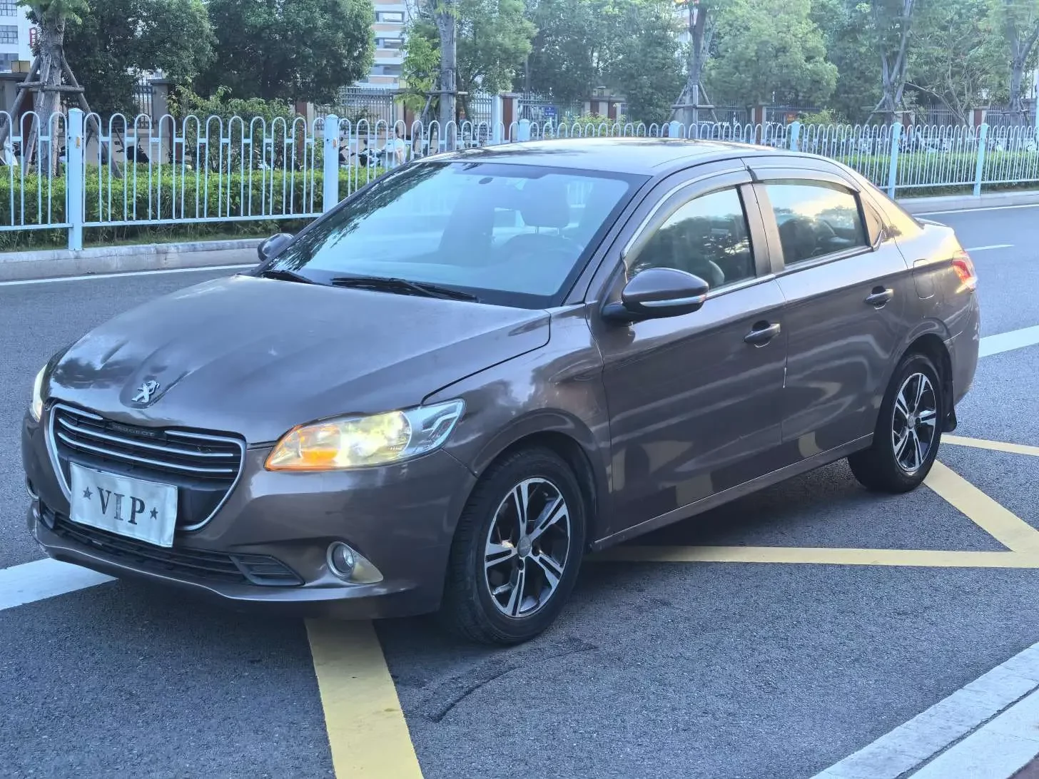 Peugeot 301