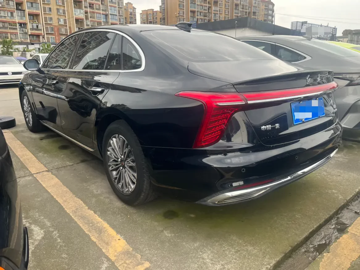 Hongqi H5