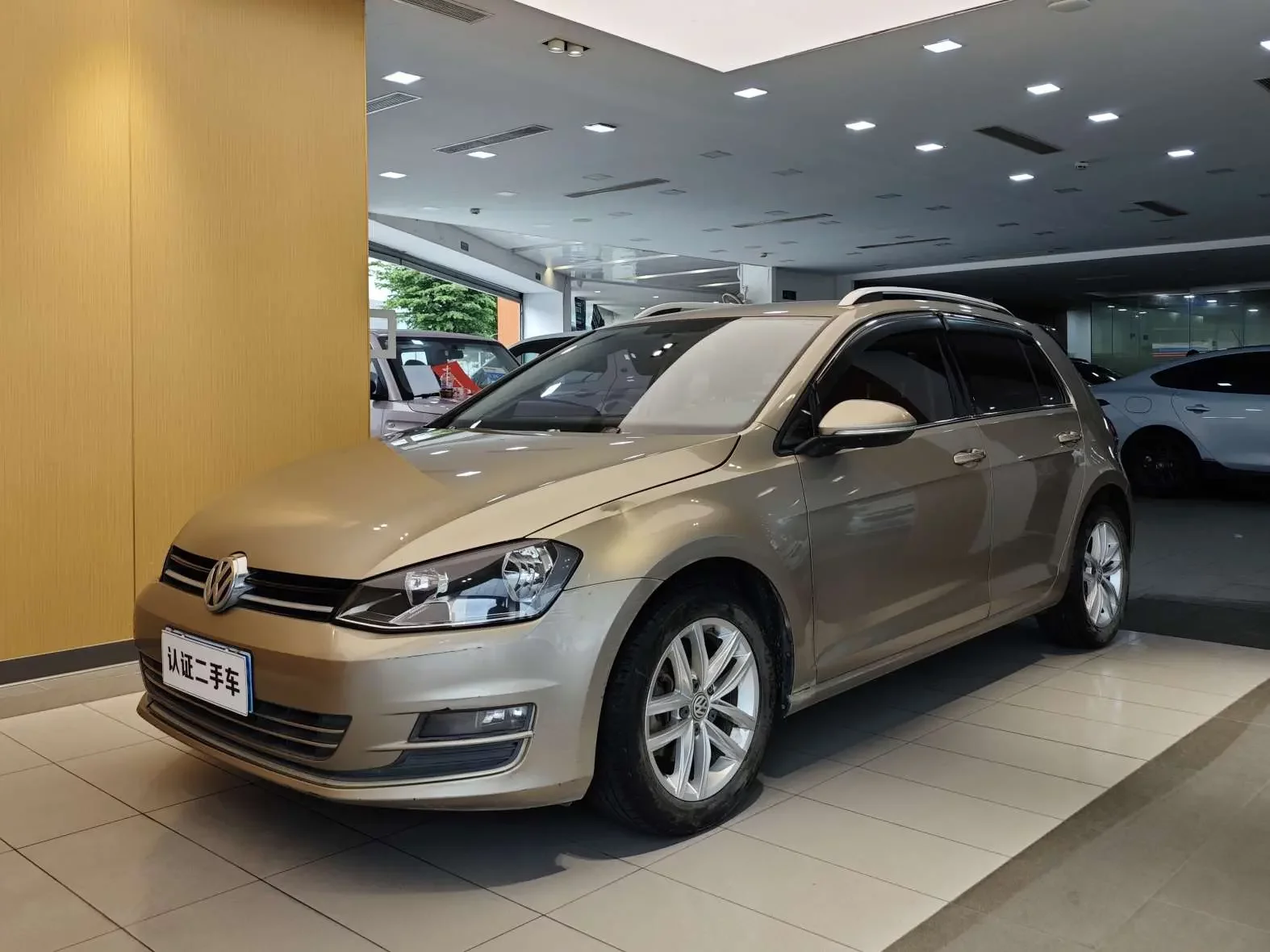 Volkswagen Golf