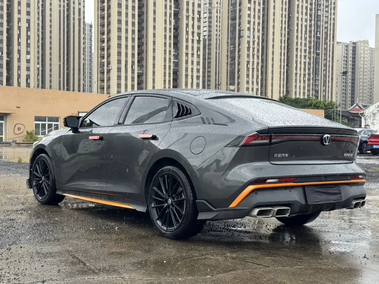 Changan UNI-V