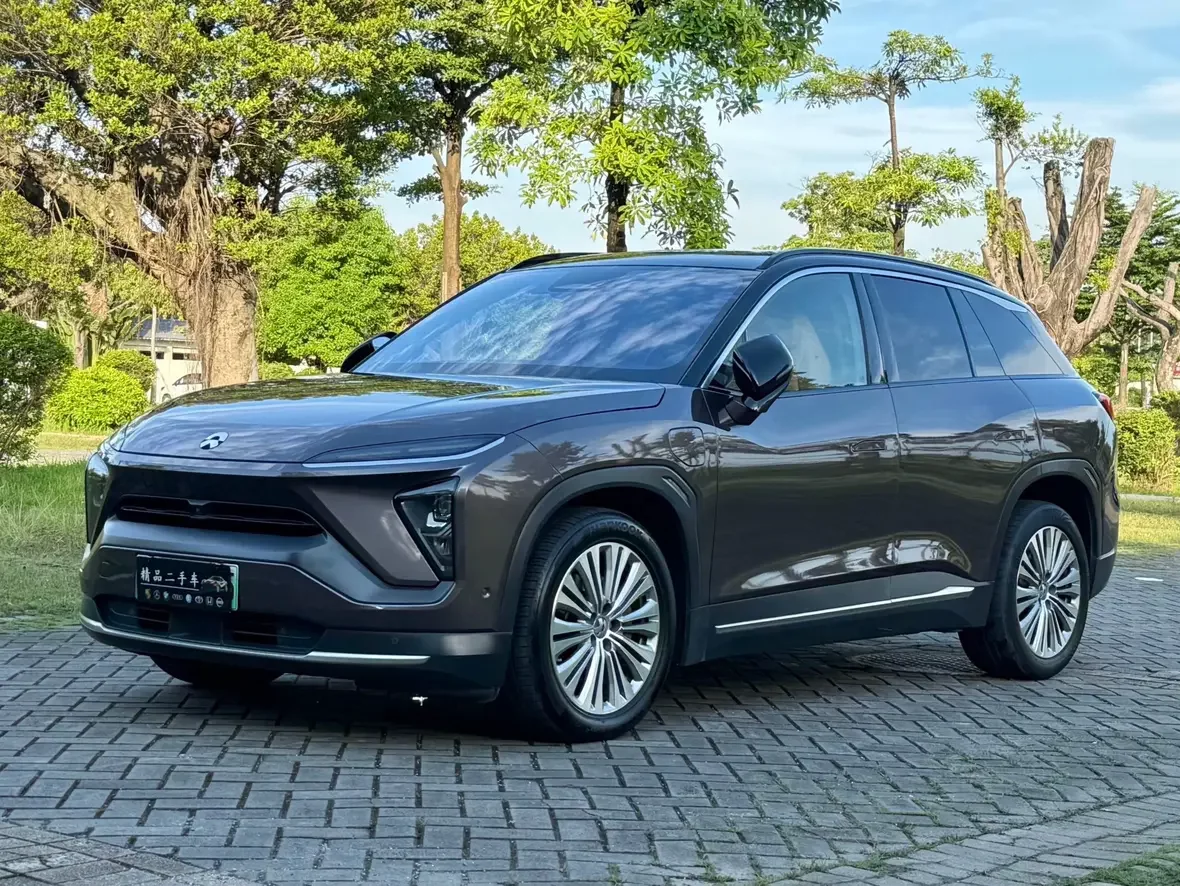 NIO ES6