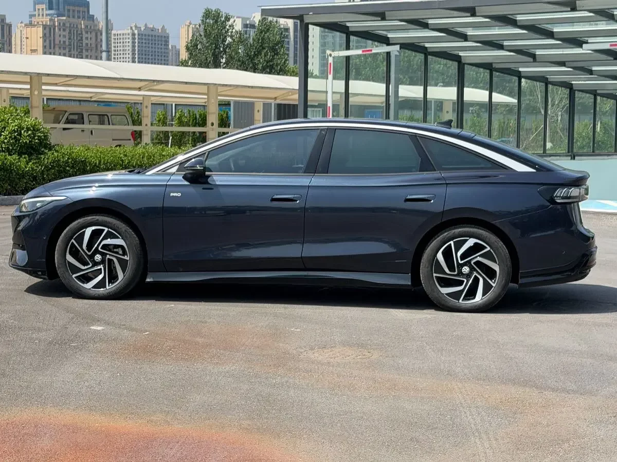 Volkswagen ID.7 VIZZION