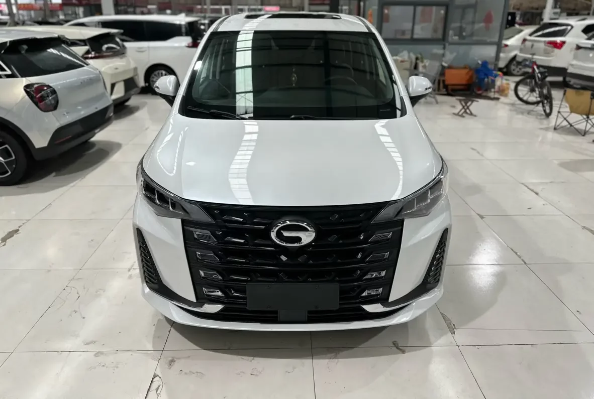 GAC Trumpchi M6